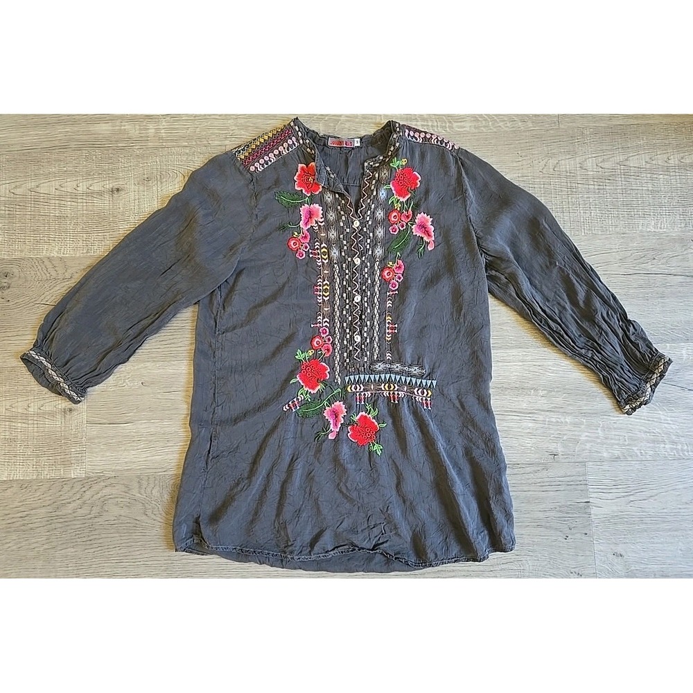 Johnny Was Selina Embroidered mandarin Blouse Gray Floral Boho Chic Tunic‎